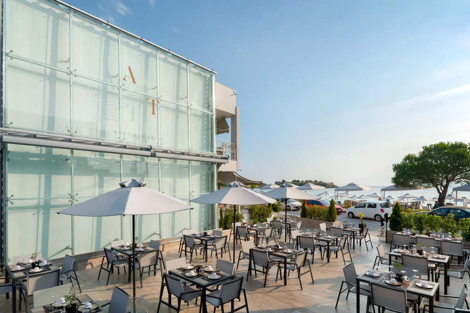 Tiara Holidays - Akti Toroni Boutique - bar